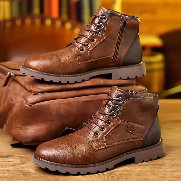 Gennaro | Botas con cordones de cuero resistente