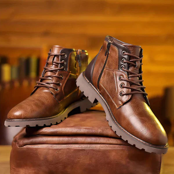 Gennaro | Botas con cordones de cuero resistente